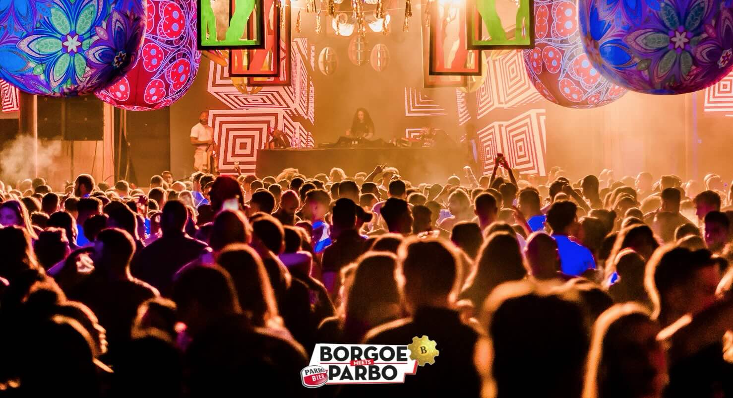 Foto van de vorige editie in de Maassilo Rotterdam